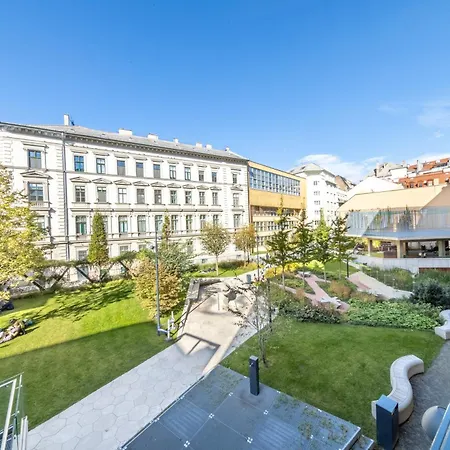 Georgina Apartament *